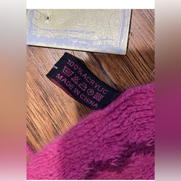 KIMBERLY C Girls / Kids Pink Zig-Zag Pattern Scarf 29.5 In NWT CUTE! Knit Fringe - Picture 9 of 10